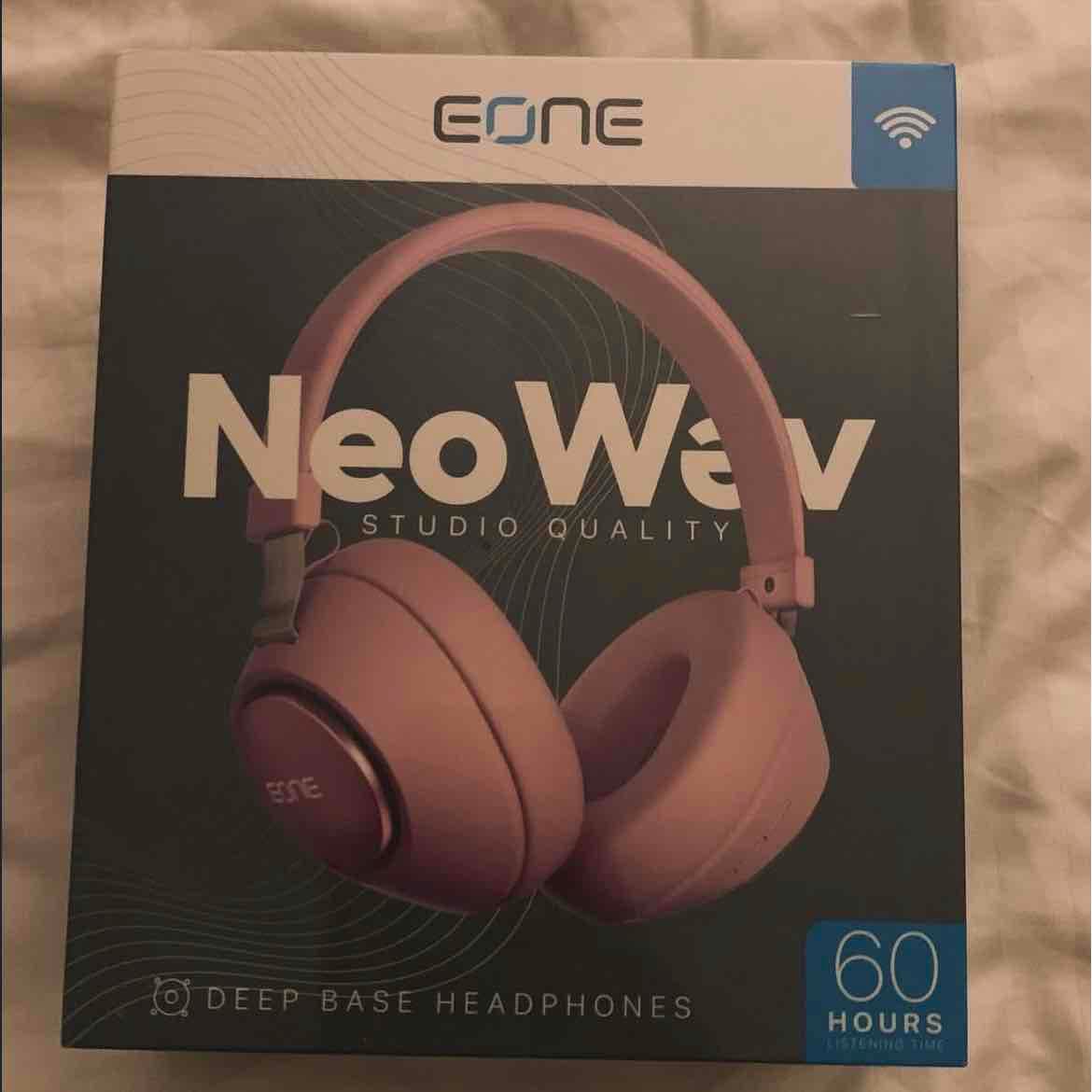 Headphones 