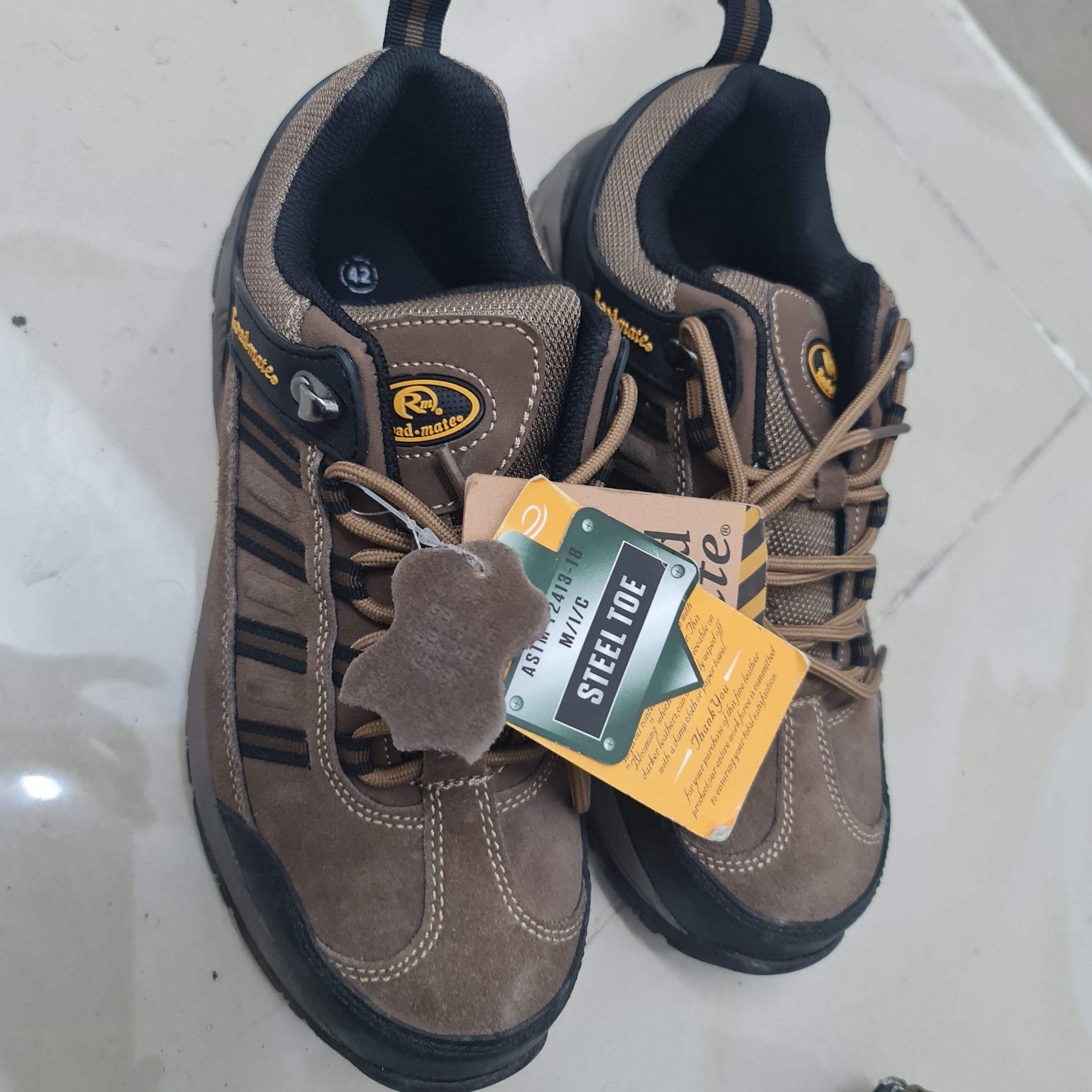 حذاء امان جديد ماركة Roadmate