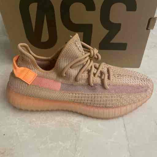 Yeezy 350 Clay Size 10.5Us — 2