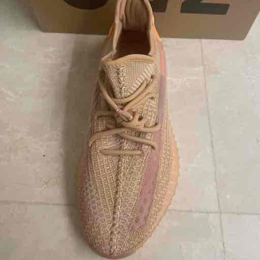 Yeezy 350 Clay Size 10.5Us — 3