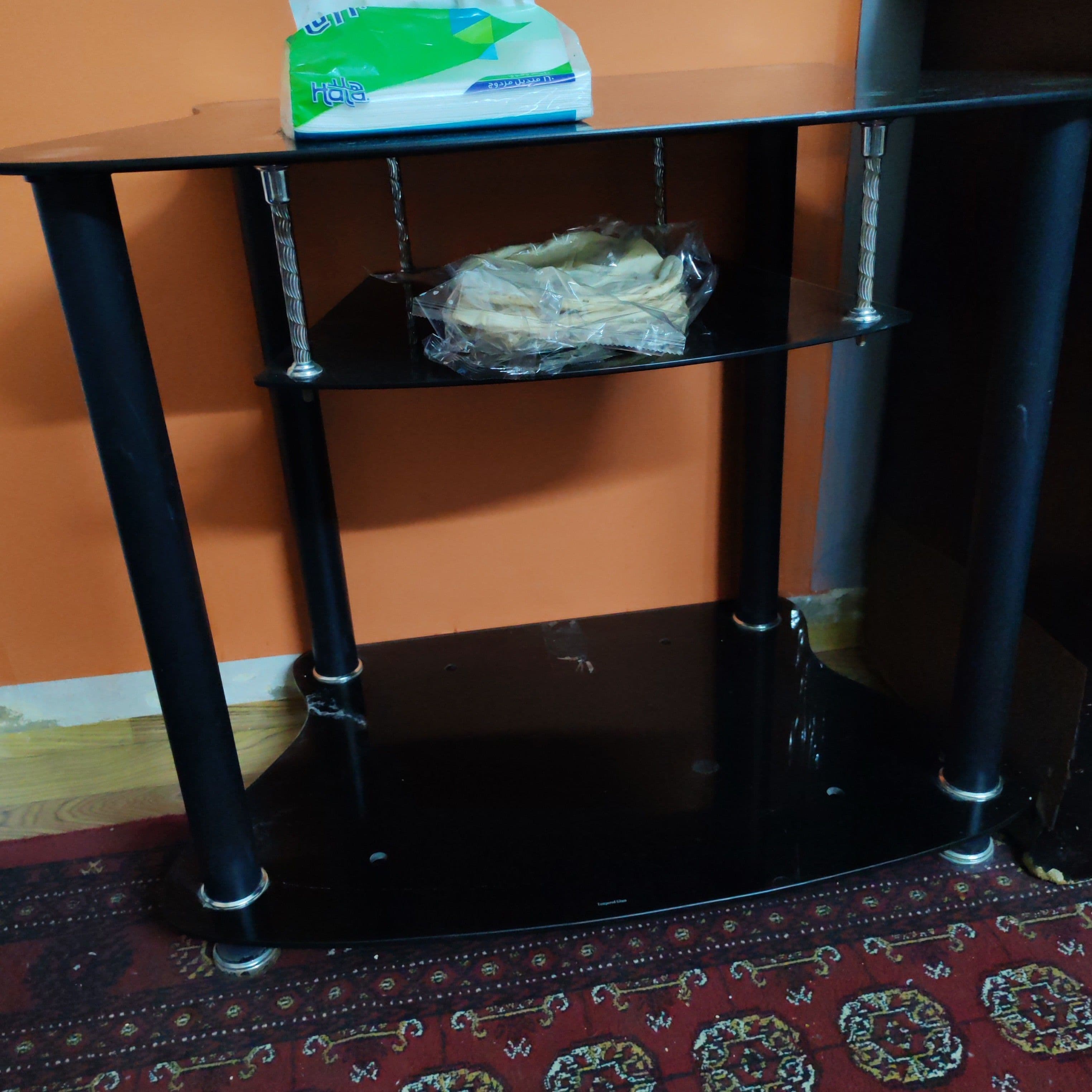 طاوله زجاج