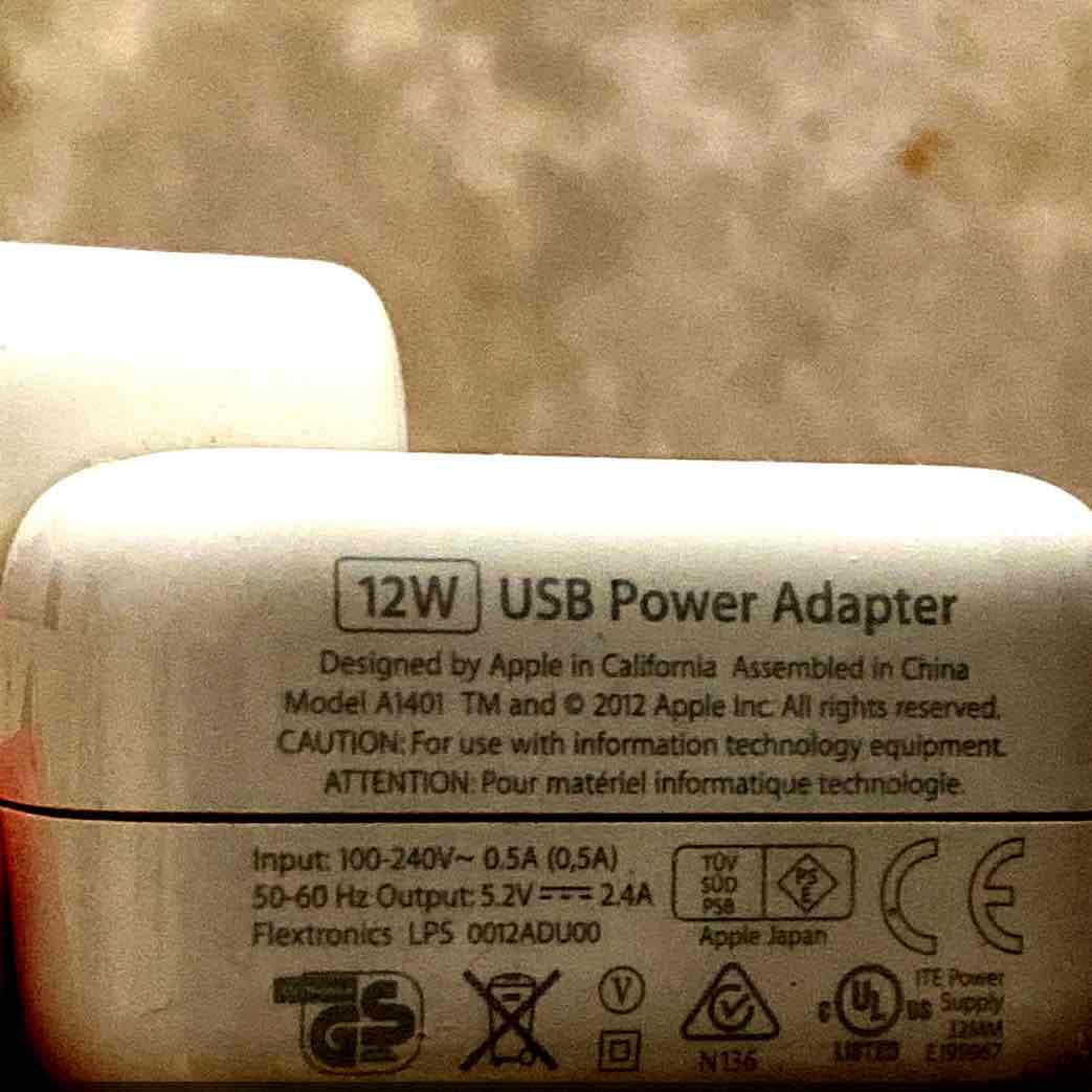 شاحن Apple. اصلي. بقوة 12 وات     Usb.   — 3