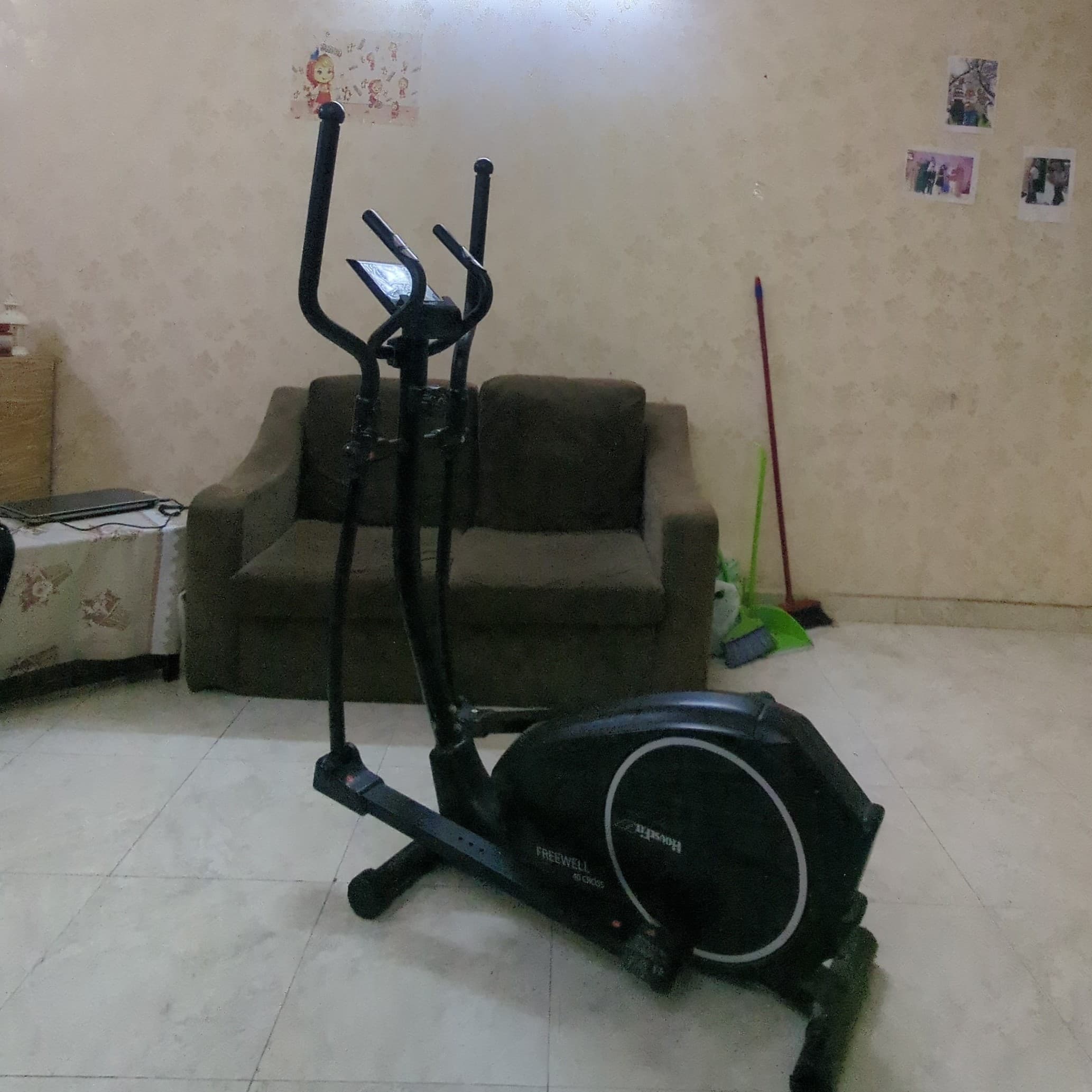جهاز رياضي  دراجة رياضية