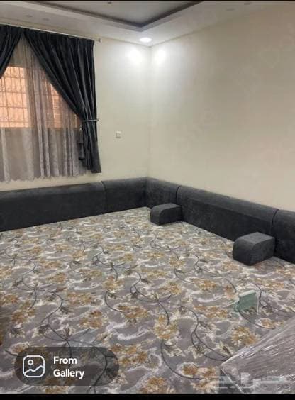 كنب ارضي وفرشة