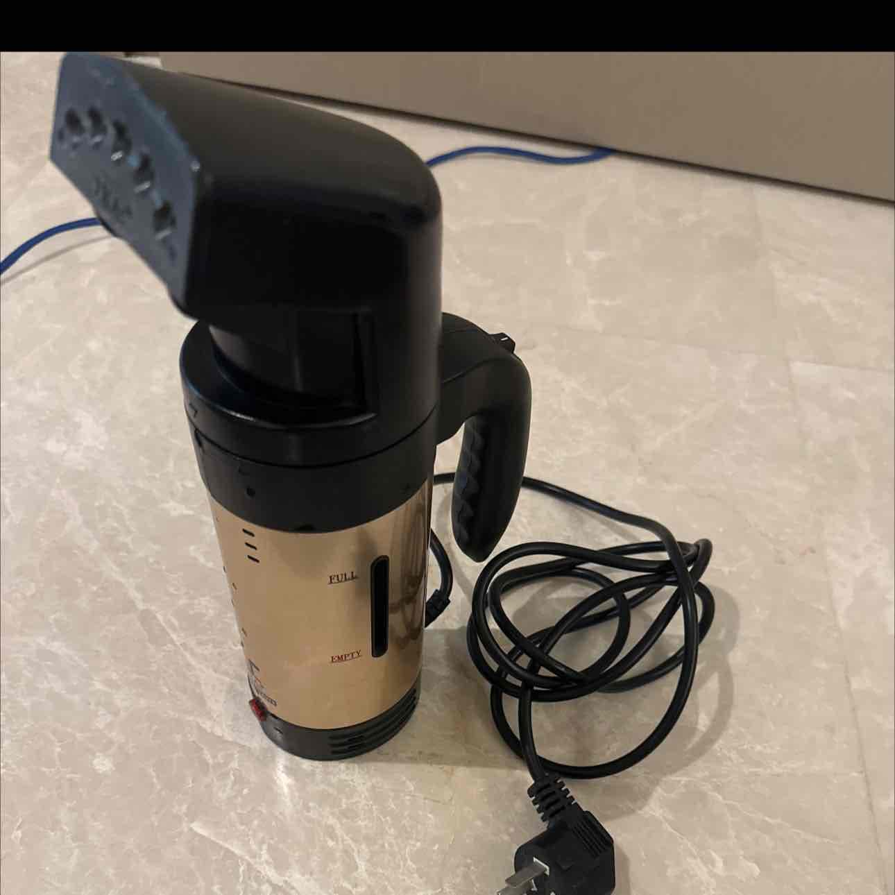 غلاية ماء + مكوه بخار